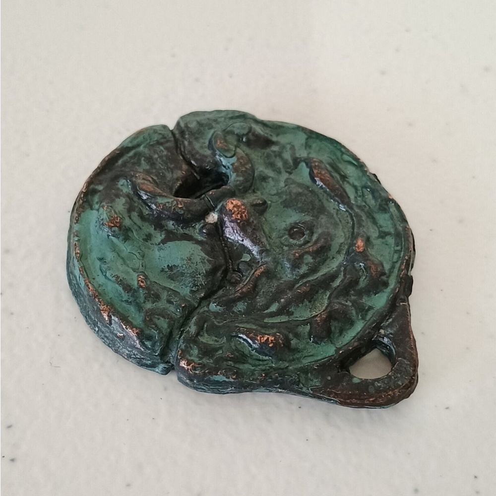 RARE Vintage Bocca Della Verita Bronze? Keychain Charm Pendant Coin 74 Grams - Picture 4 of 9